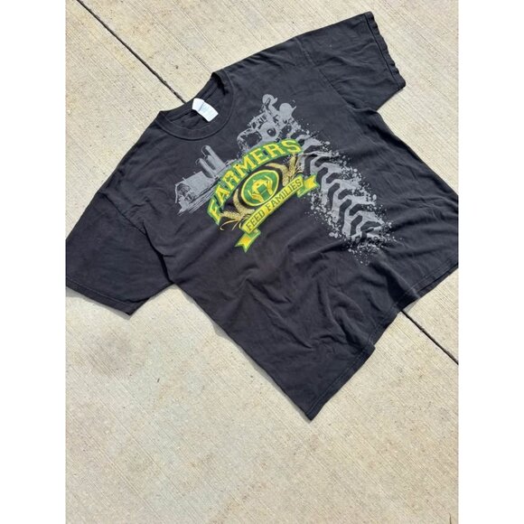 Vintage Farmers Feed Families John Deer Graphic T shirt Faded 90’s - Picture 2 of 6